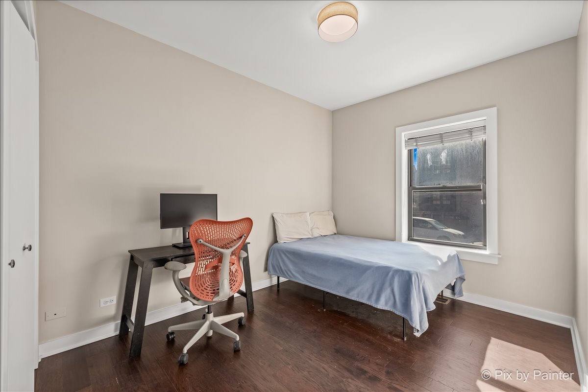 1448 W Roscoe Street Unit: 1E