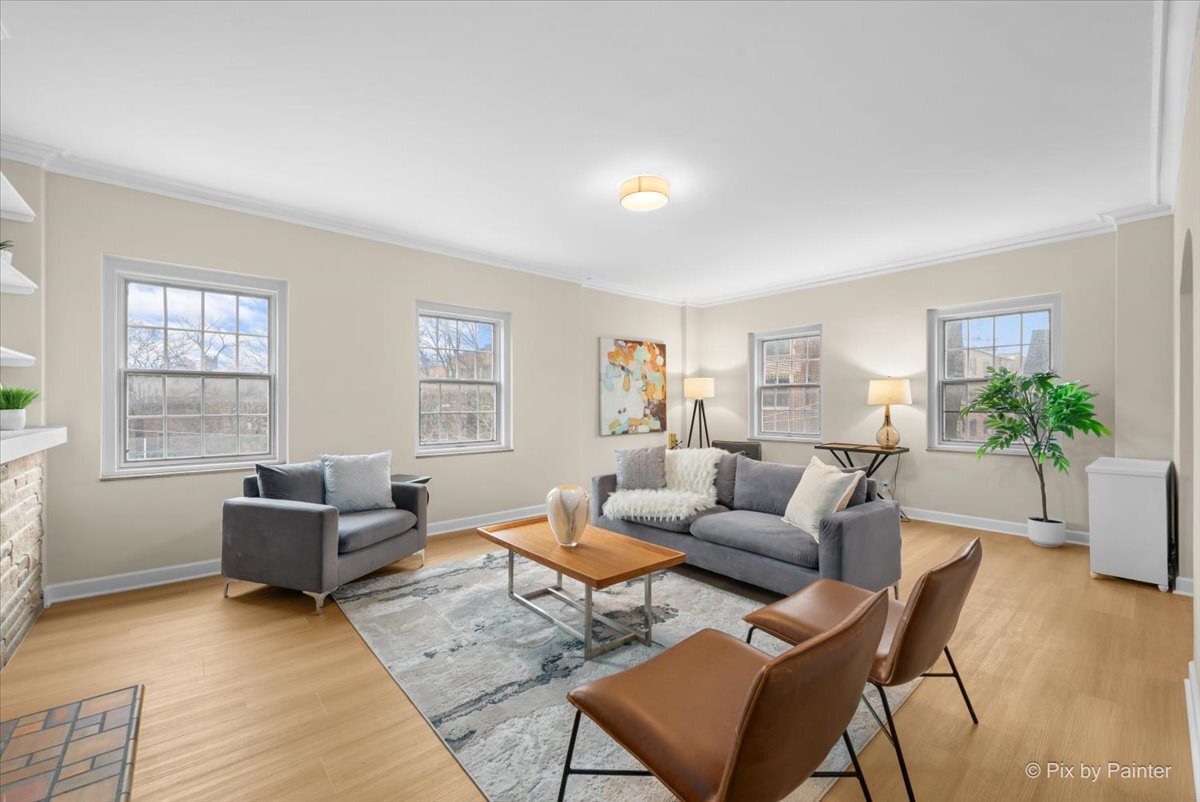 1321 E 56th Street Unit: 2