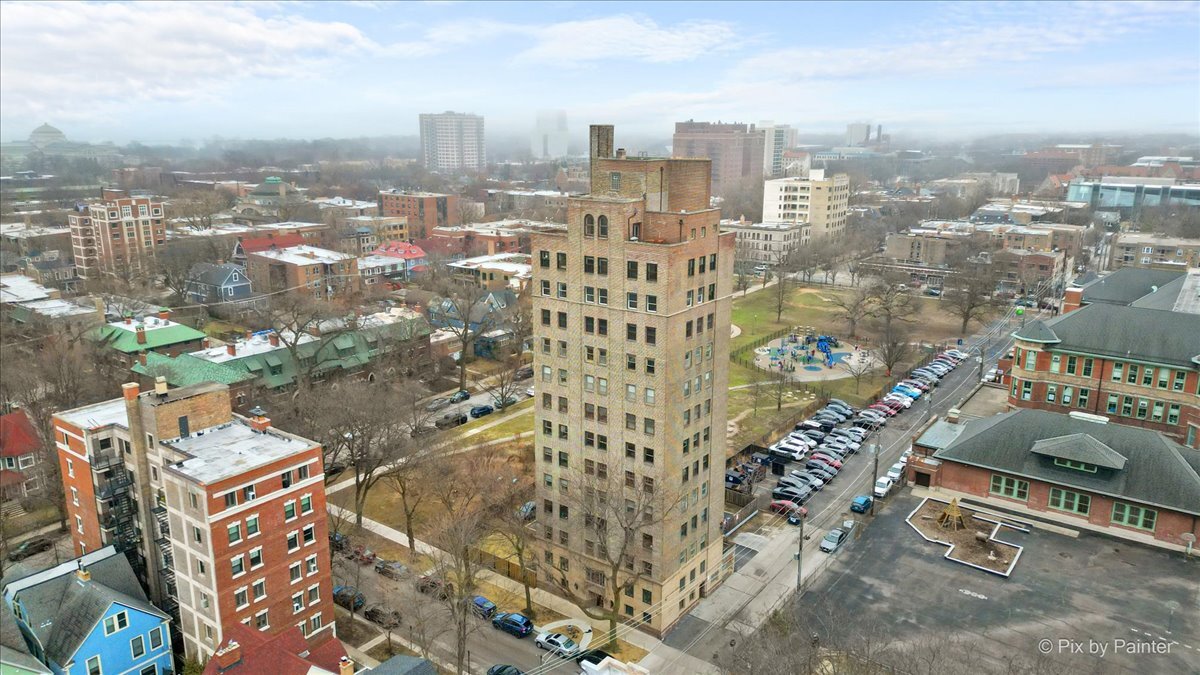 1321 E 56th Street Unit: 2