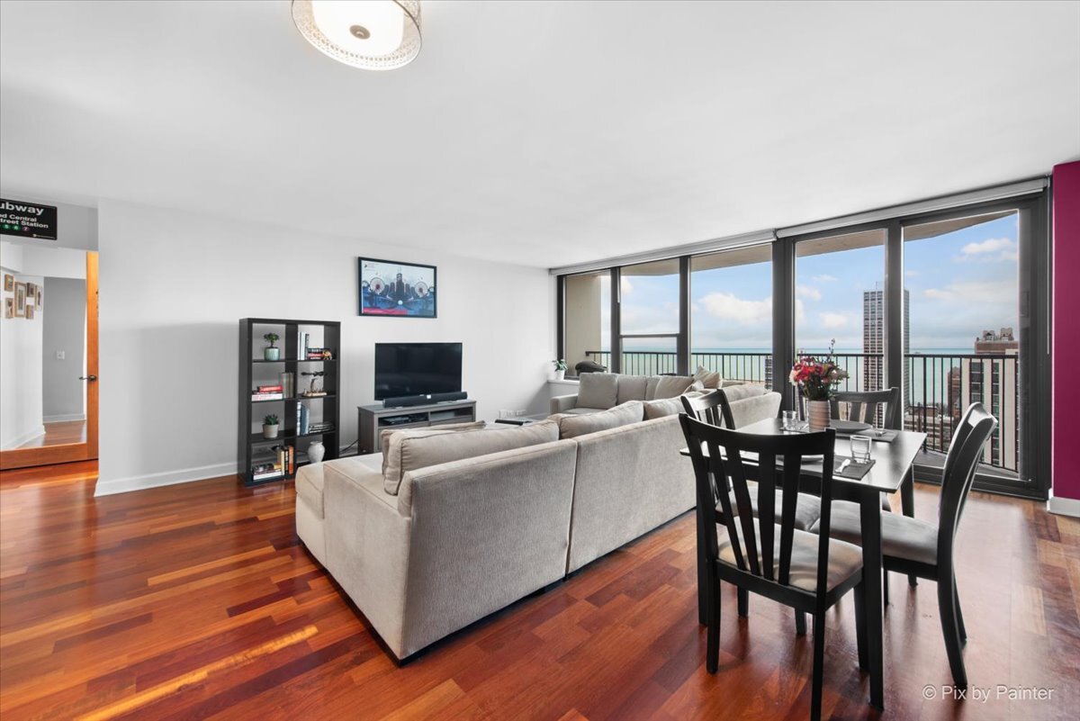 1560 N Sandburg Terrace Unit: 3206