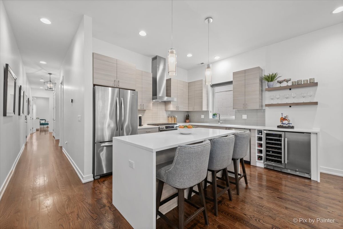 2491 N Milwaukee Avenue Unit: 4S