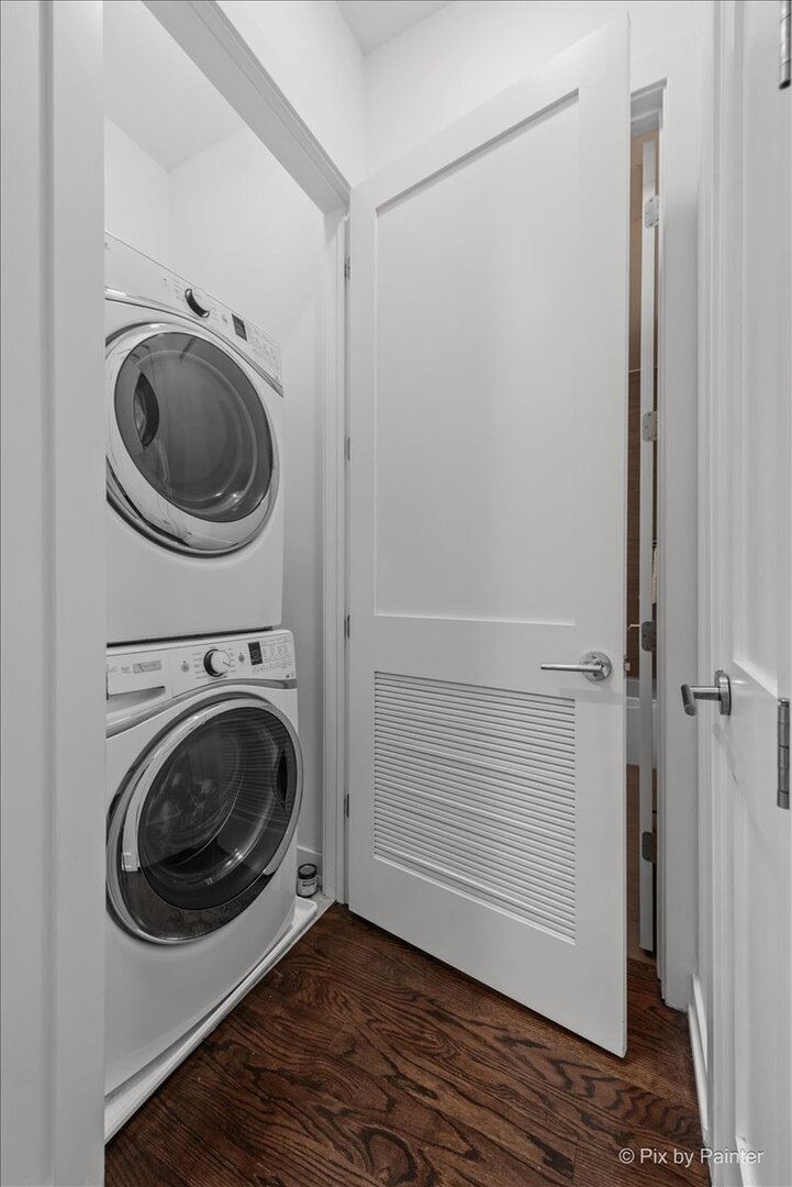 2491 N Milwaukee Avenue Unit: 4S