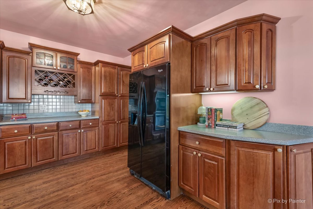 507 S Hi Lusi Avenue