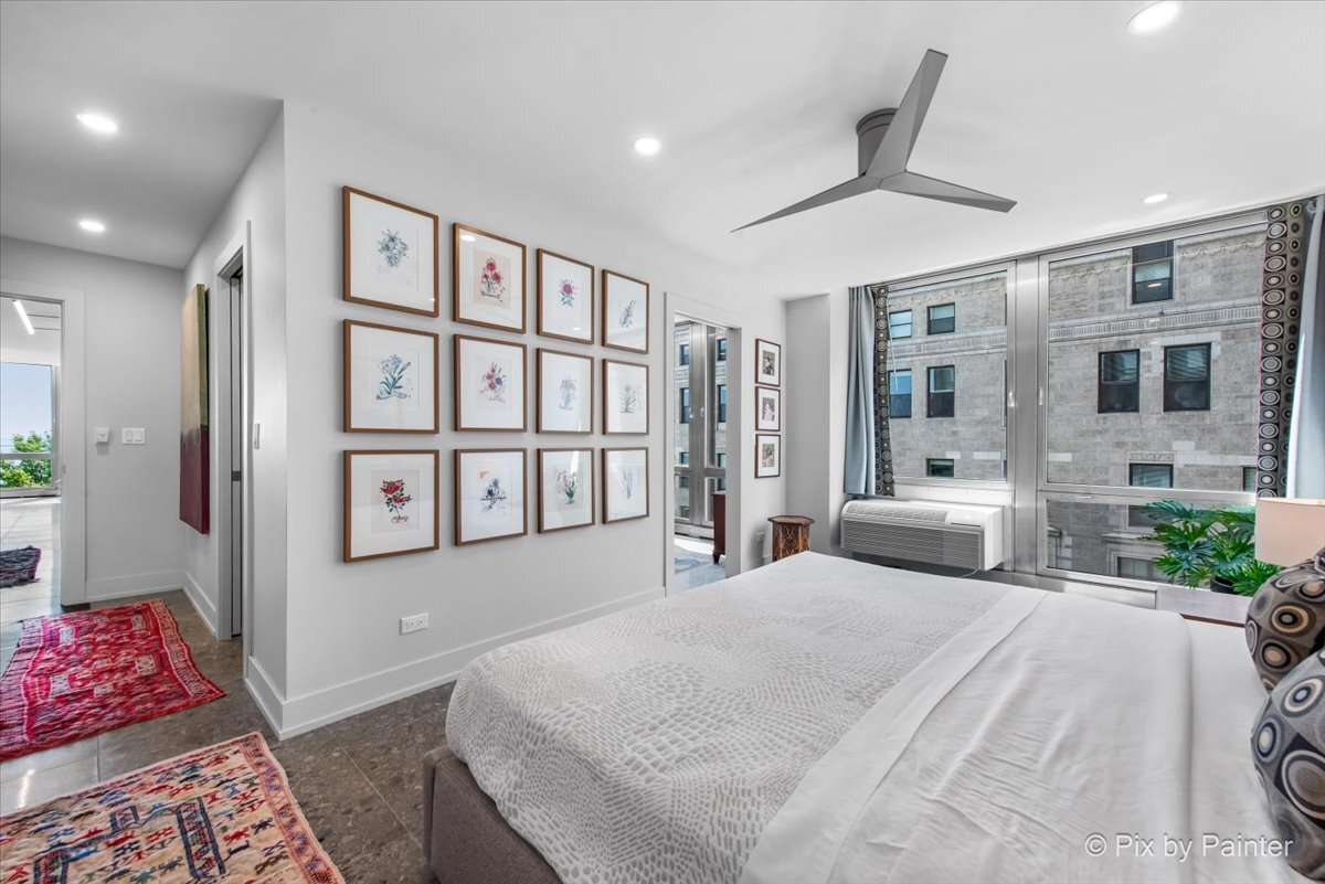 860 N LAKE SHORE Drive Unit: 4M