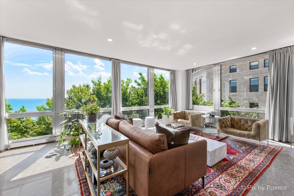 860 N LAKE SHORE Drive Unit: 4M