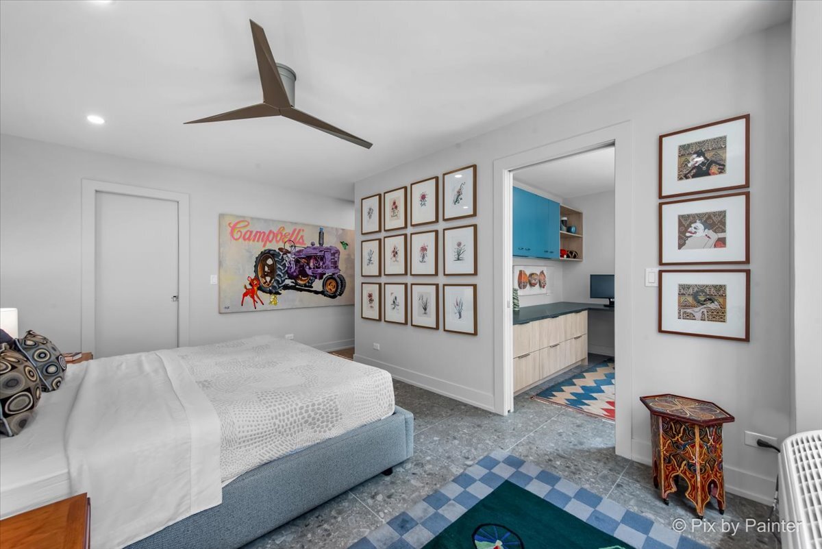 860 N LAKE SHORE Drive Unit: 4M