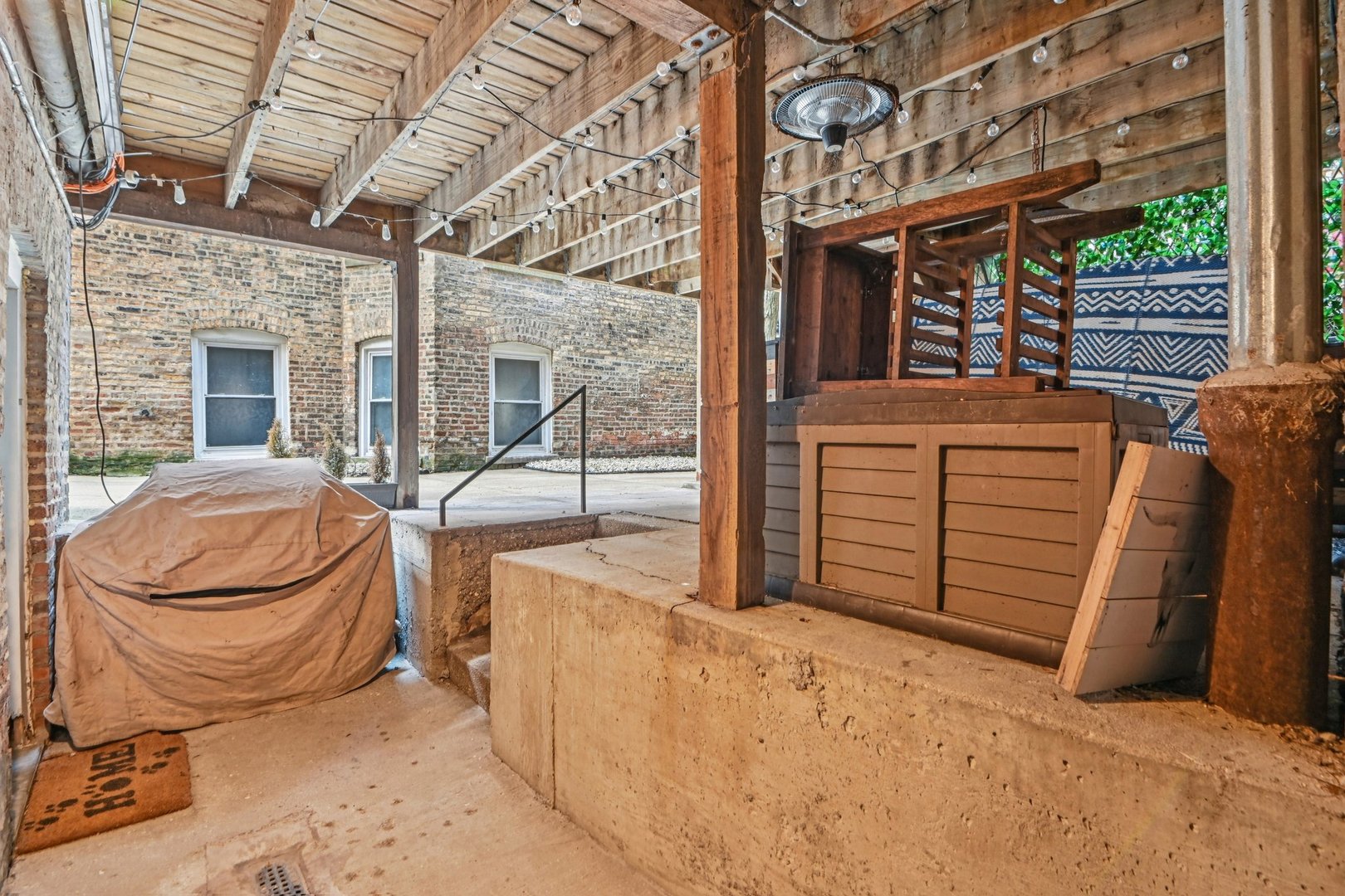 945 W Gordon Terrace Unit: GE