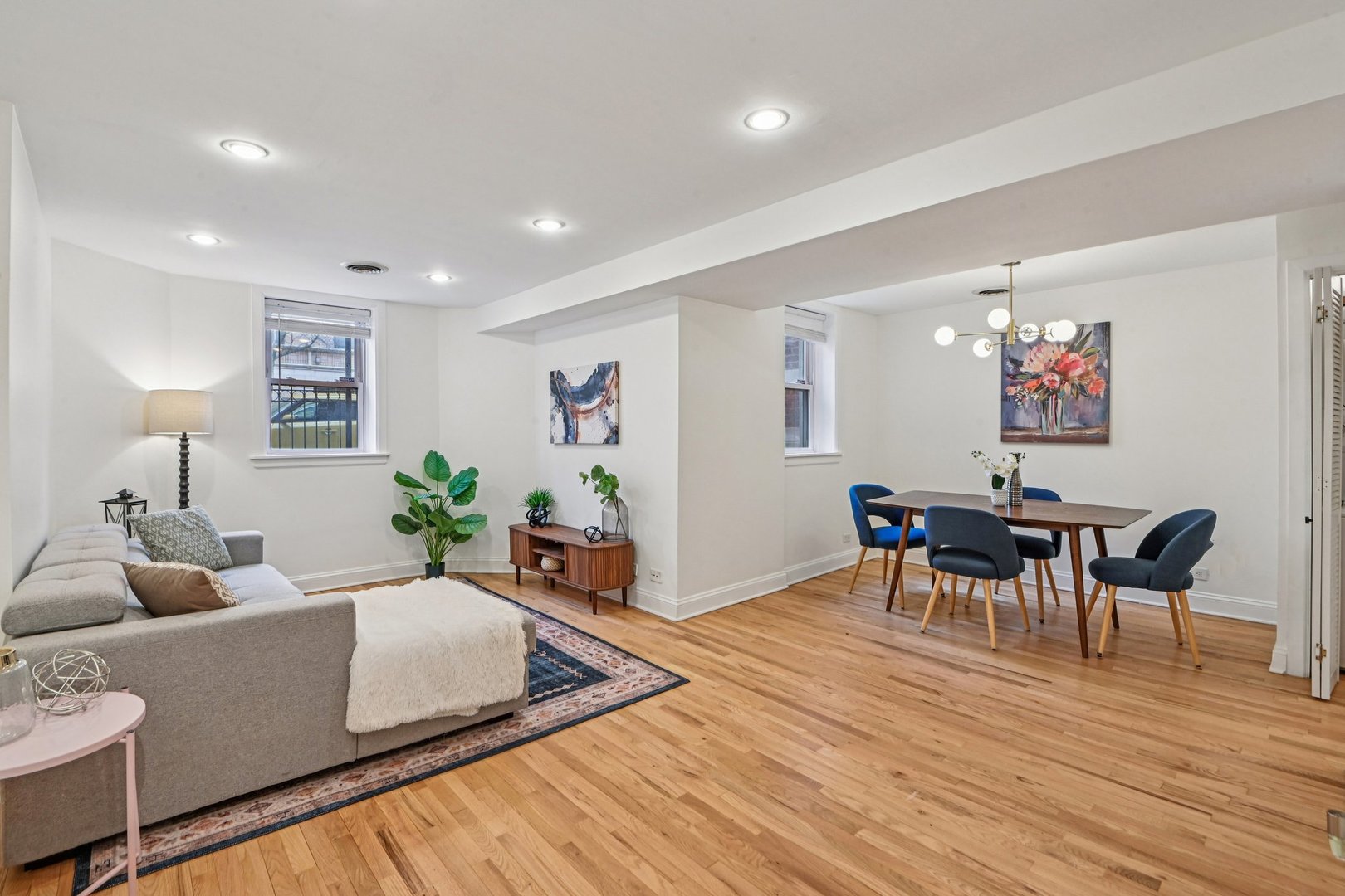 945 W Gordon Terrace Unit: GE