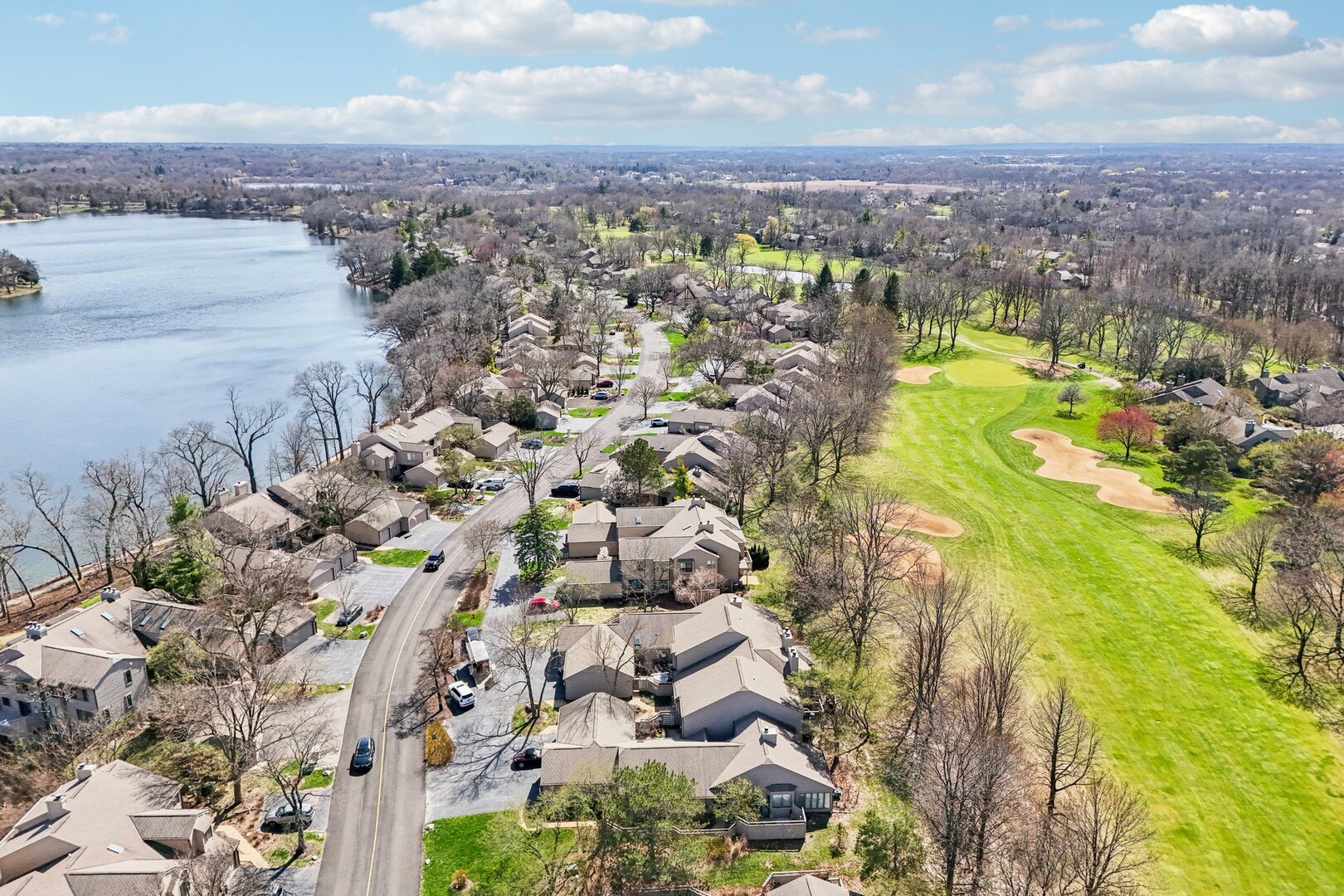 718 SHORELINE Road Unit: 718