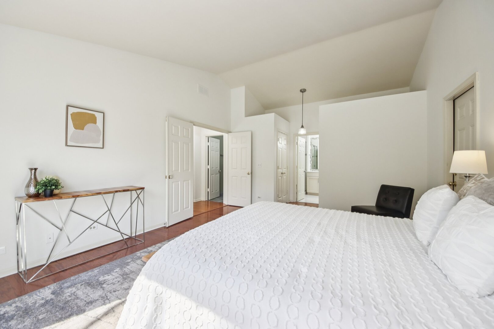 718 SHORELINE Road Unit: 718