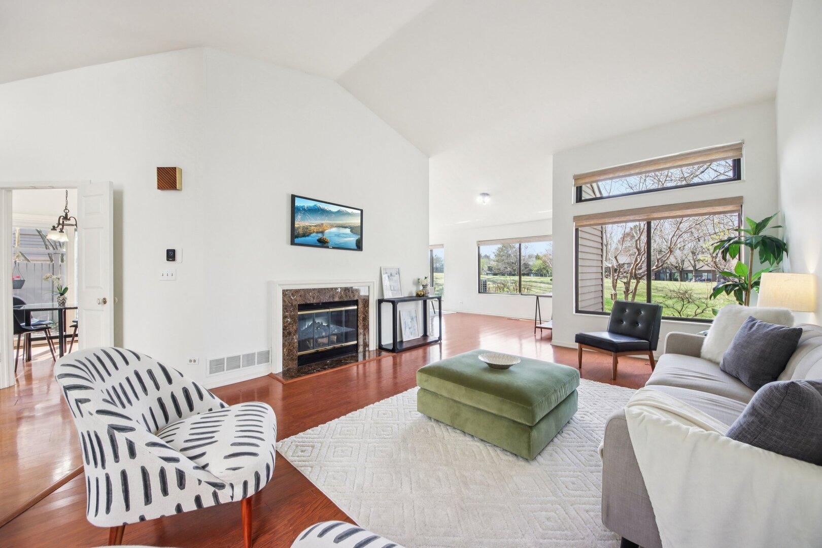 718 SHORELINE Road Unit: 718