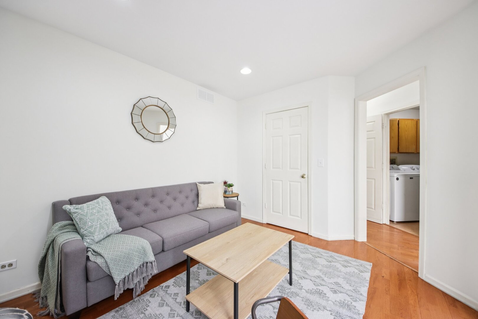 718 SHORELINE Road Unit: 718