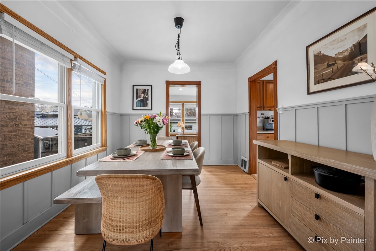 3835 Oak Park Avenue