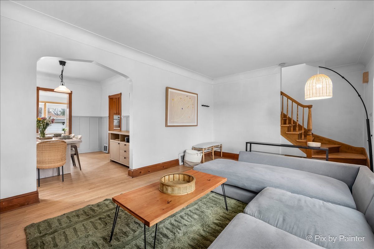 3835 Oak Park Avenue