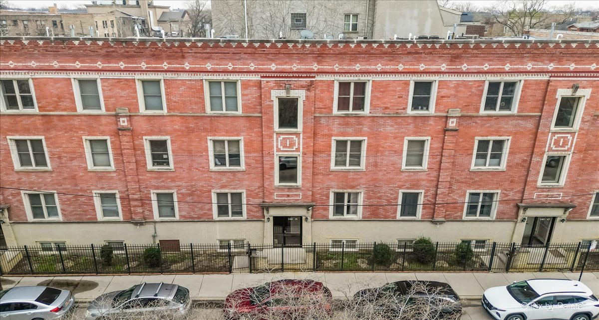 1157 E 61st Street Unit: 1