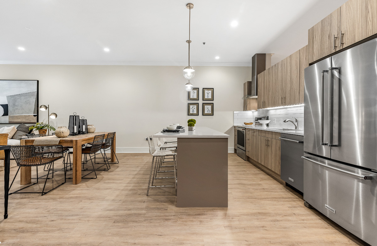 835 Lake Street Unit: 410
