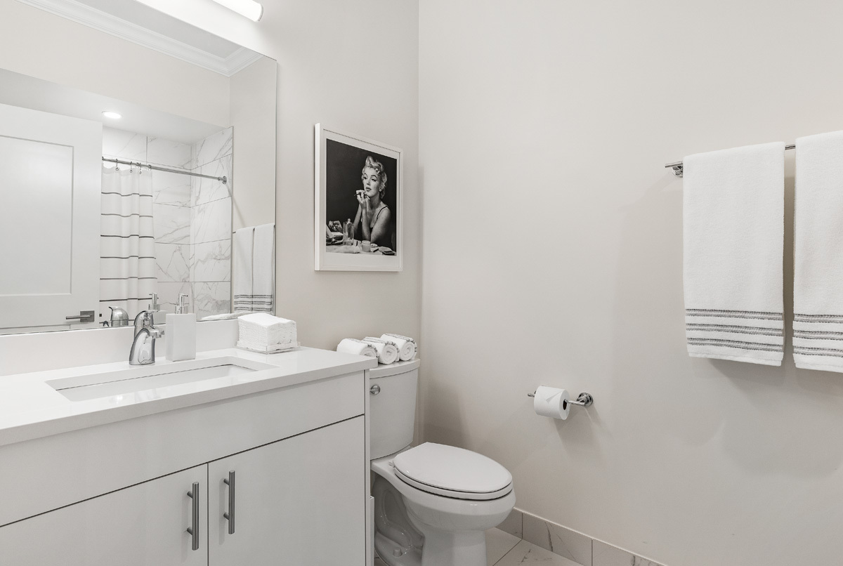835 Lake Street Unit: 410