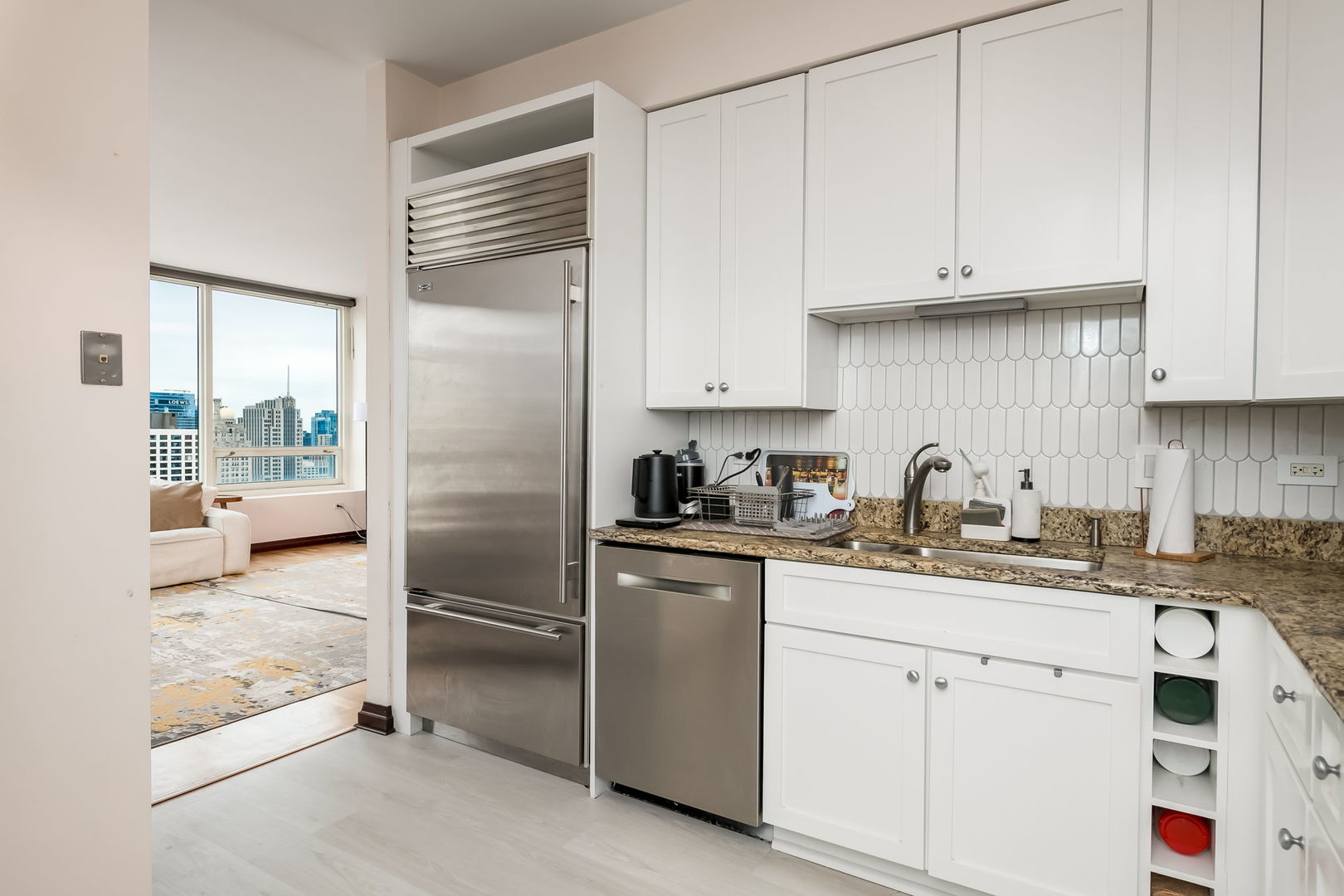 33 W Ontario Street Unit: 47A