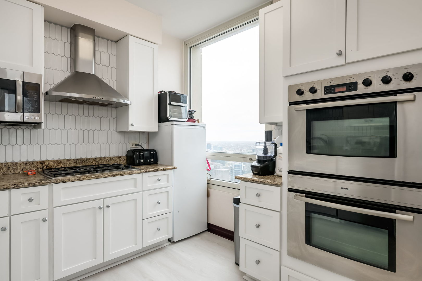 33 W Ontario Street Unit: 47A