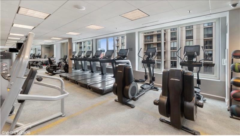 33 W Ontario Street Unit: 47A