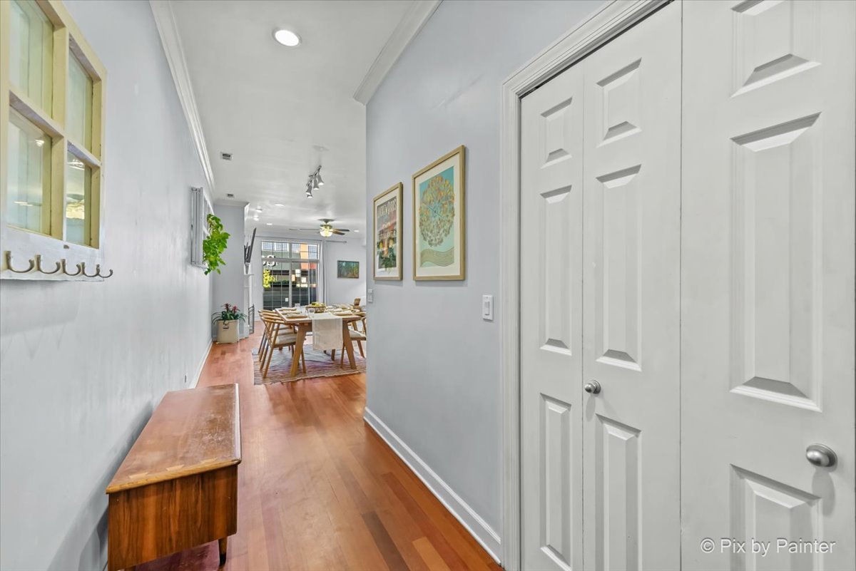 2635 W Lawrence Avenue Unit: 1A