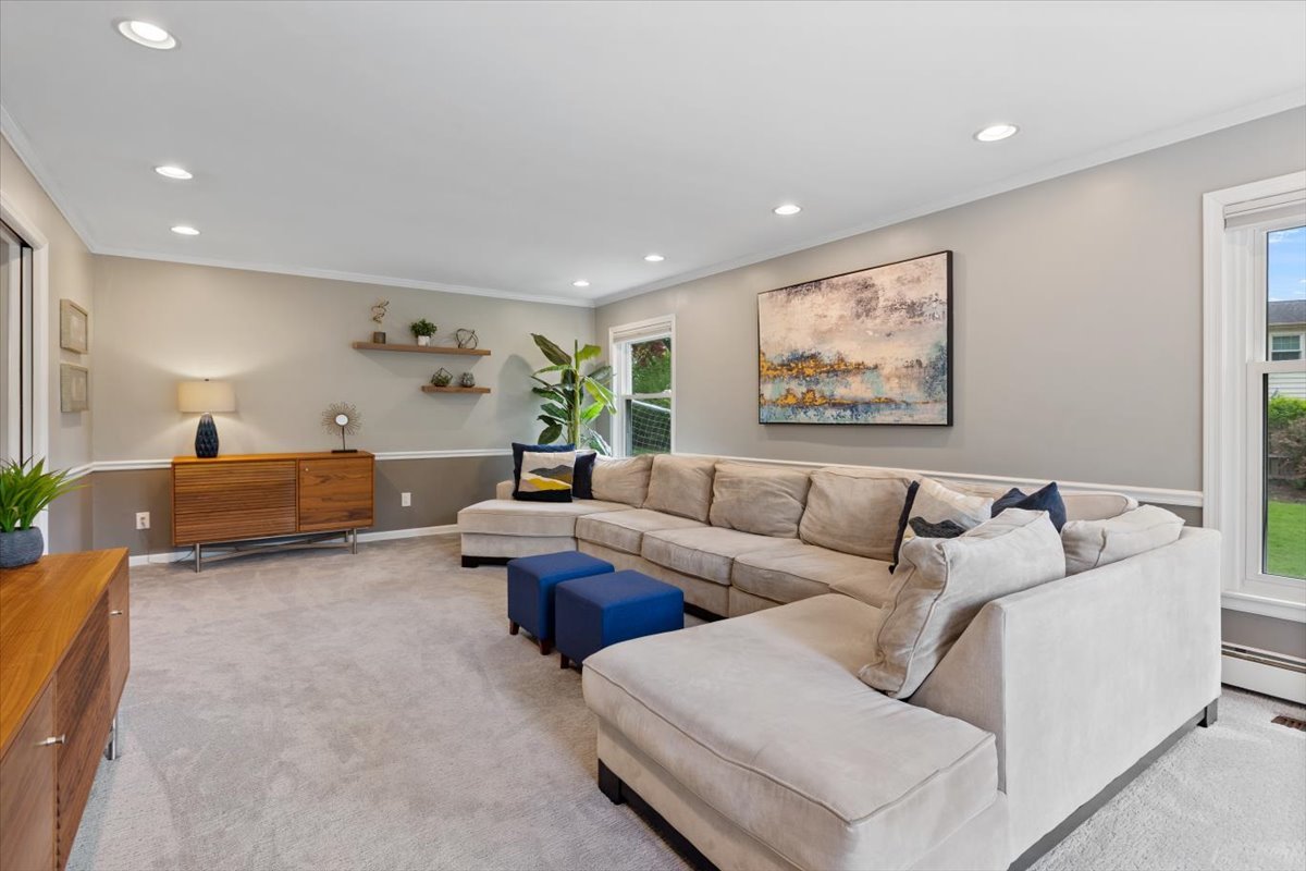 1107 Donegal Lane