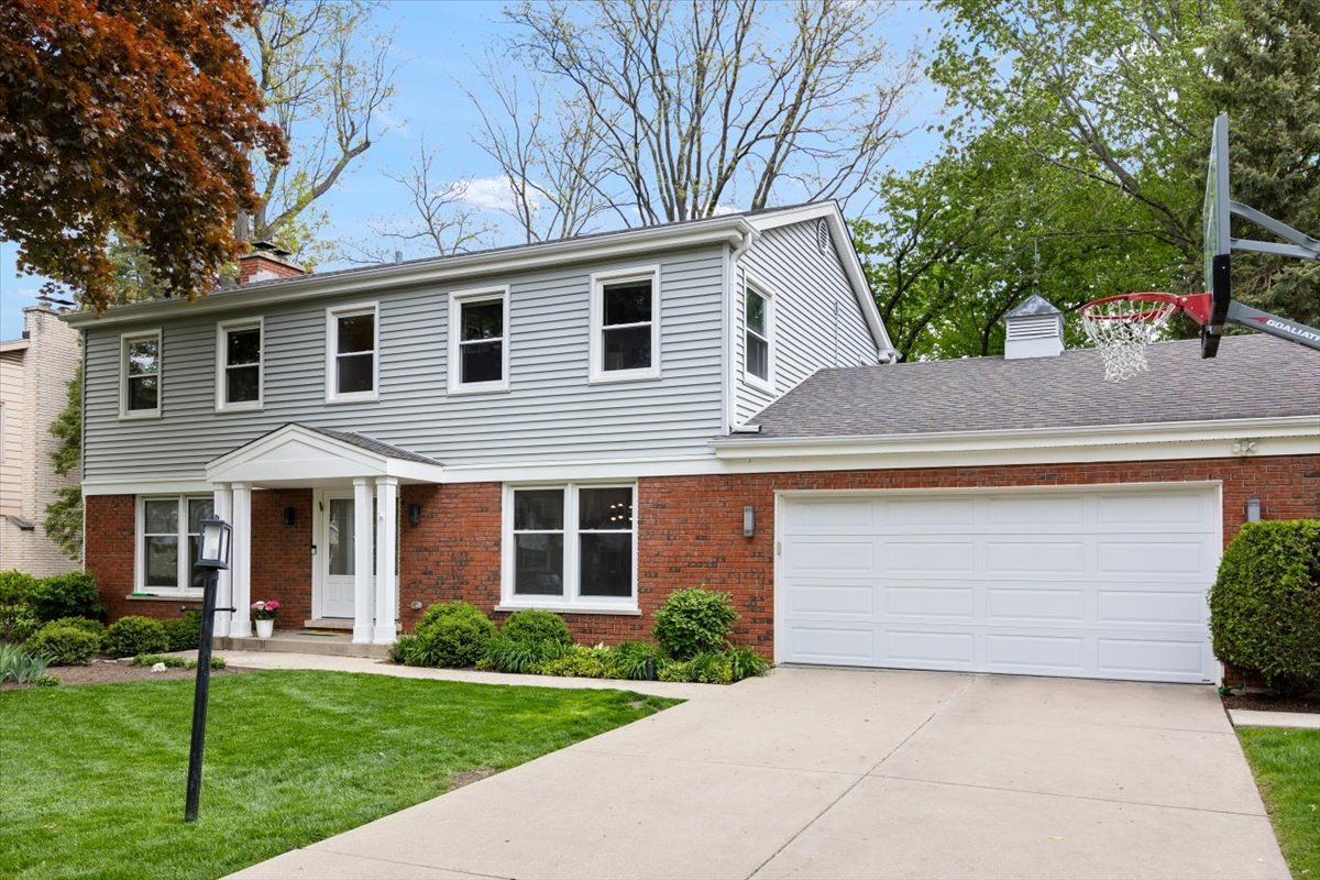 1107 Donegal Lane