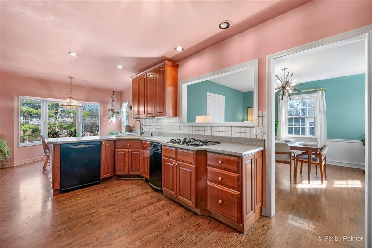 507 S Hi Lusi Avenue