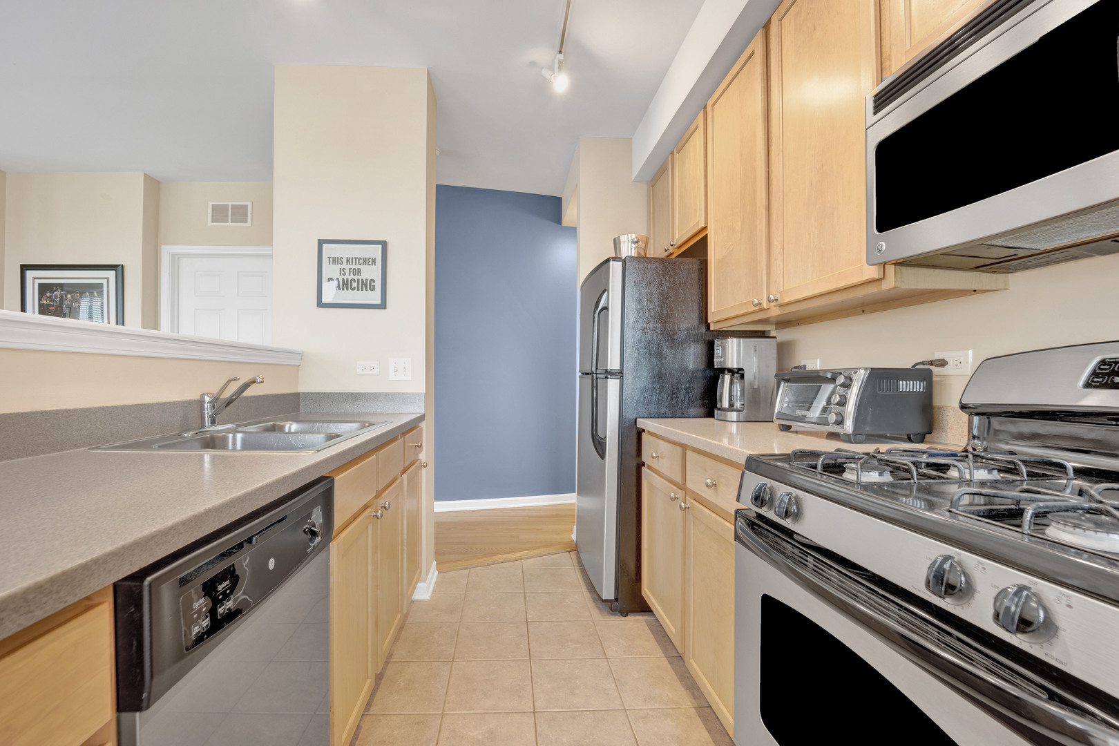 343 W Old Town Court Unit: 504