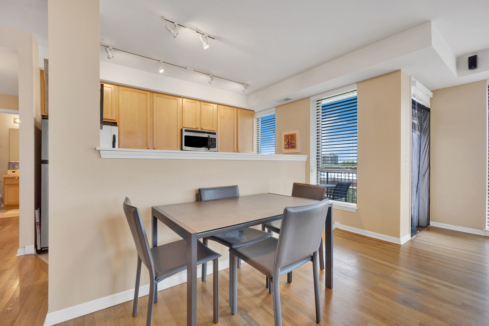 343 W Old Town Court Unit: 504