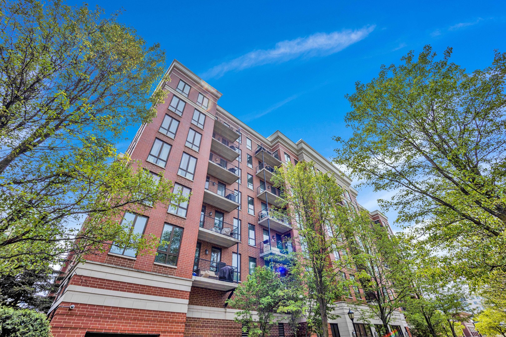 343 W Old Town Court Unit: 504