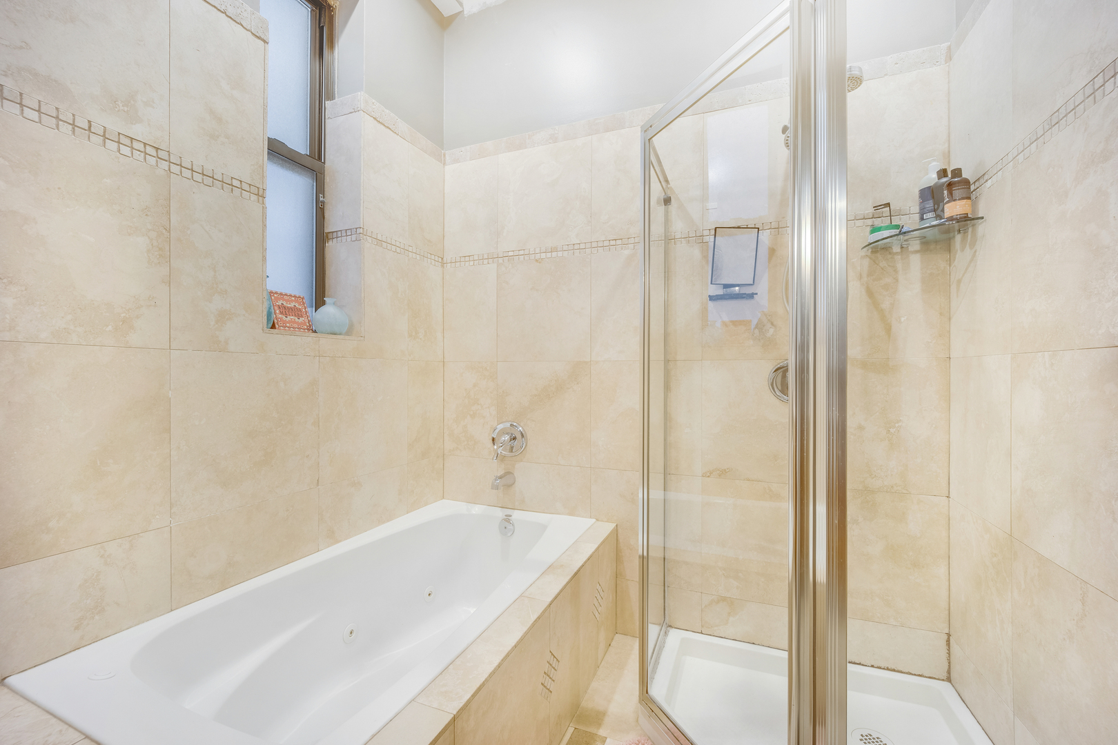 1111 N Mozart Street Unit: 1