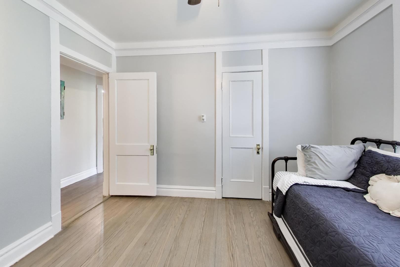 5924 N MAGNOLIA Avenue Unit: 1N