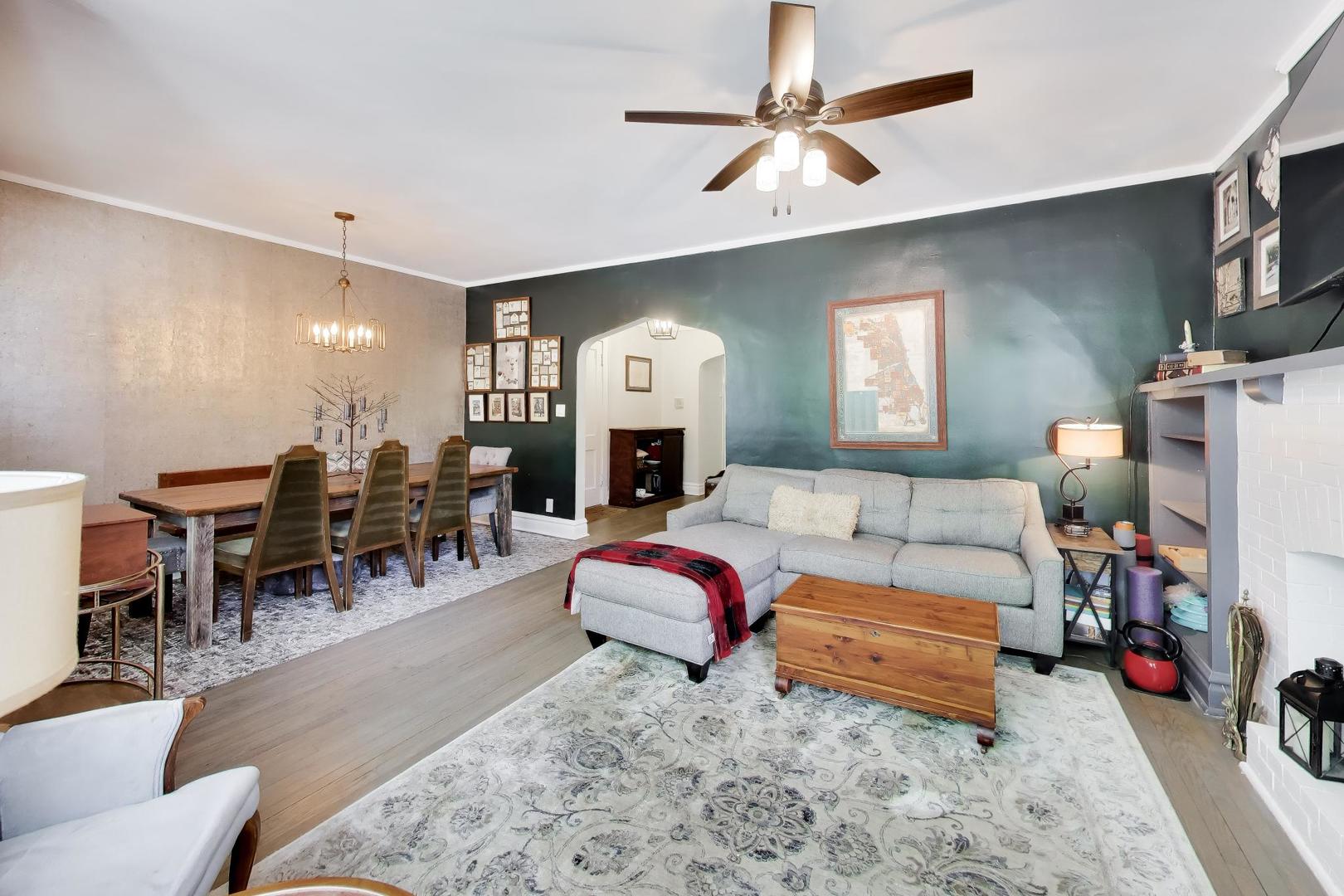 5924 N MAGNOLIA Avenue Unit: 1N