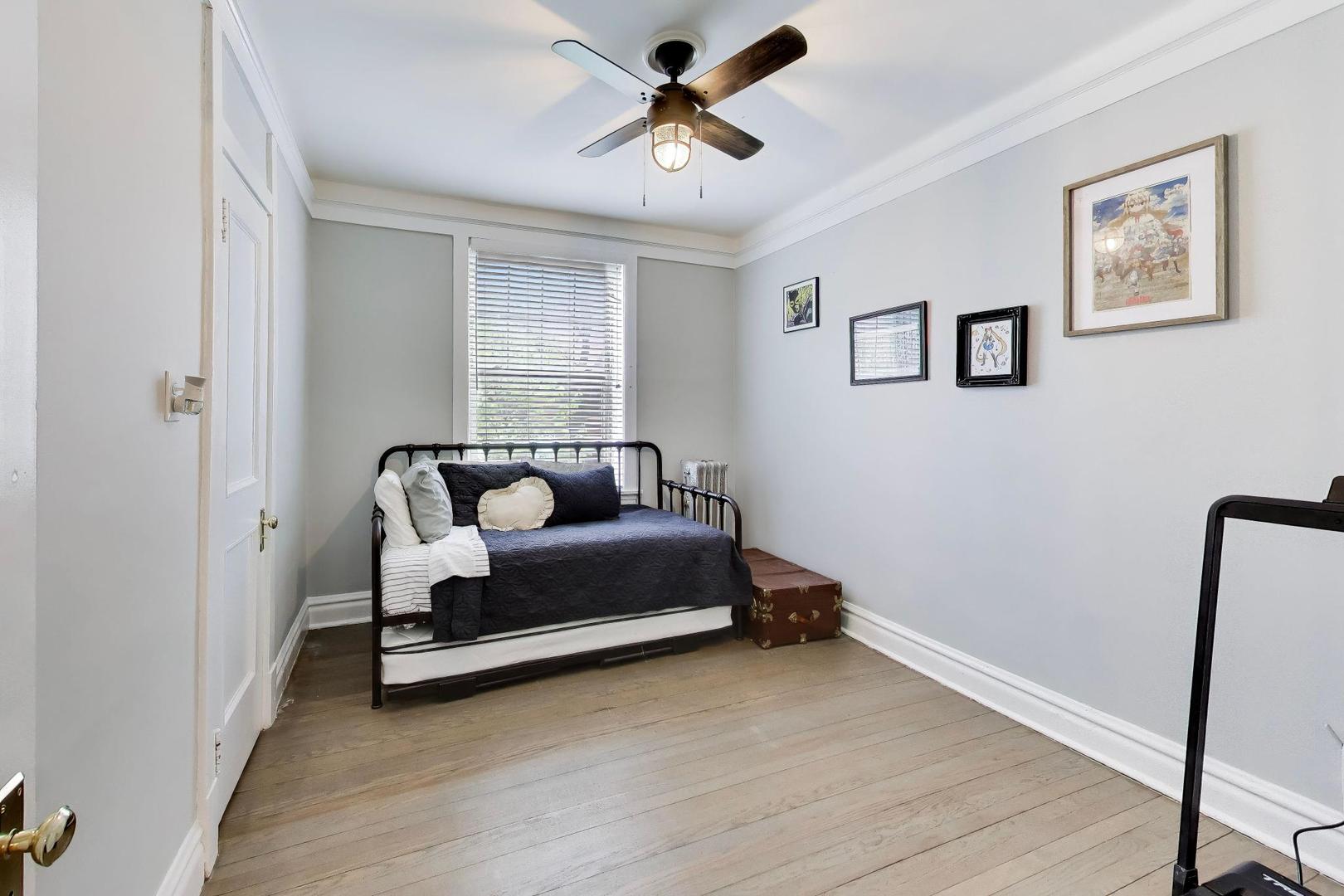 5924 N MAGNOLIA Avenue Unit: 1N