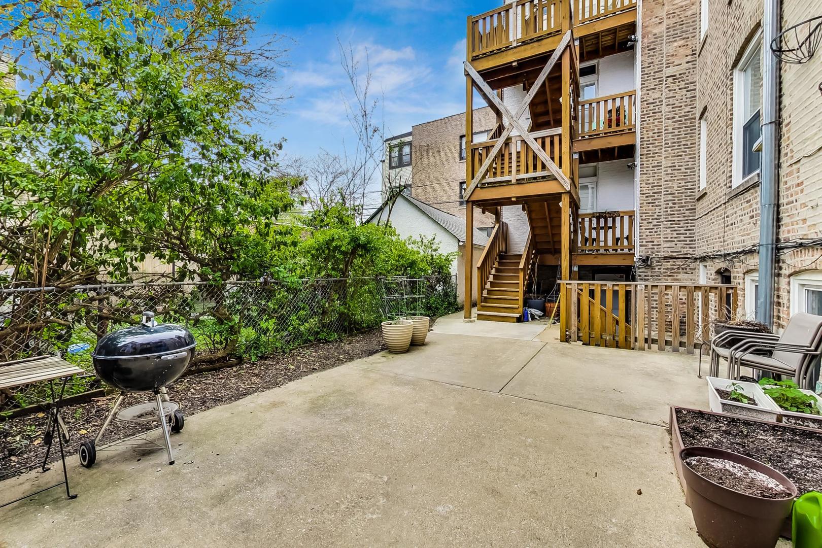 5924 N MAGNOLIA Avenue Unit: 1N
