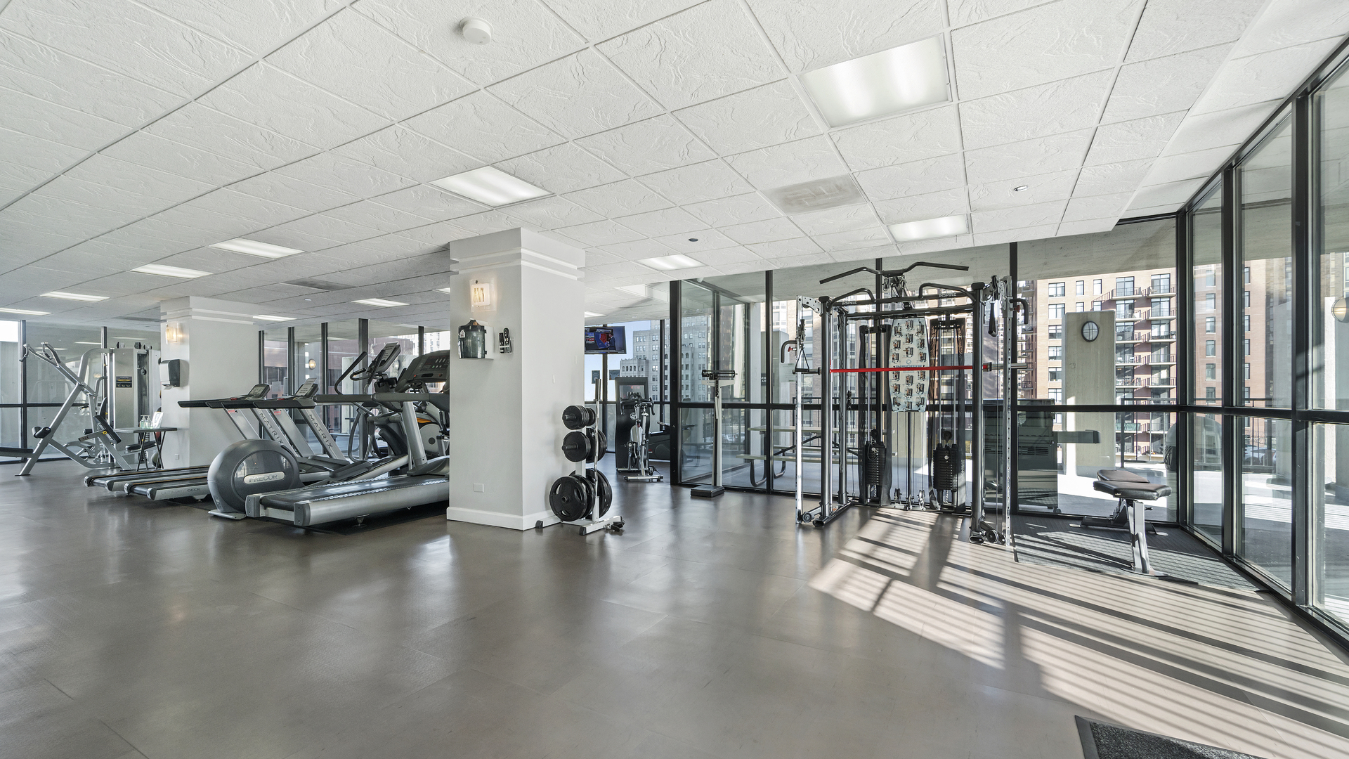 1122 N Clark Street Unit: 3507