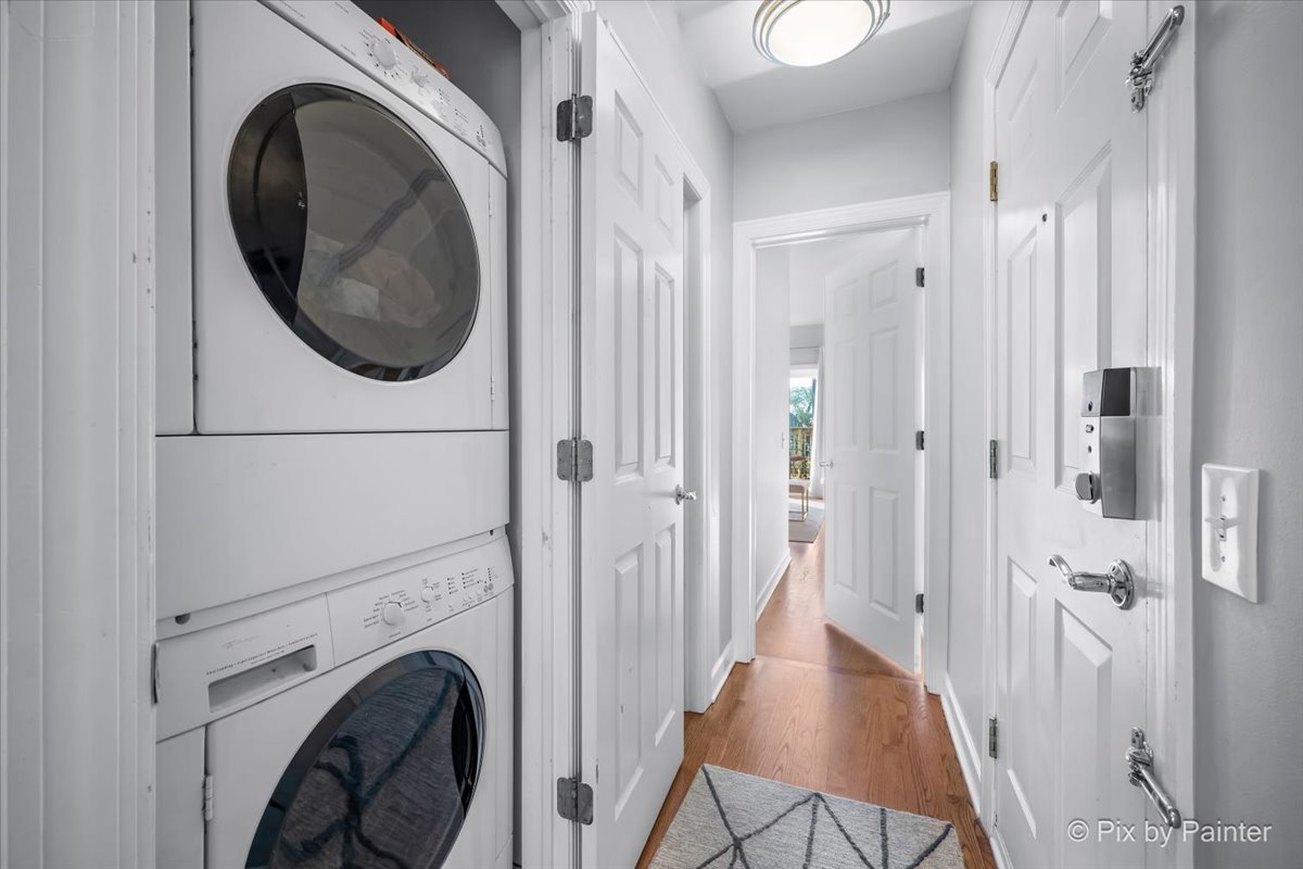 2216 N Hamilton Avenue Unit: 3