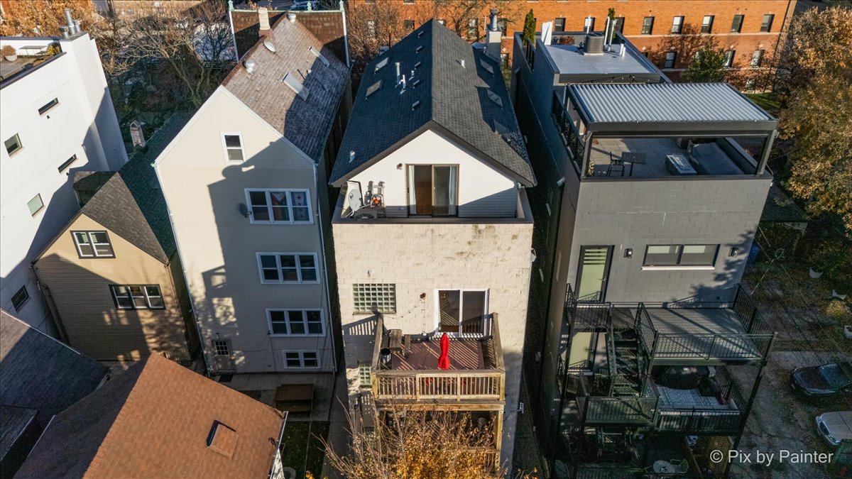 2216 N Hamilton Avenue Unit: 3