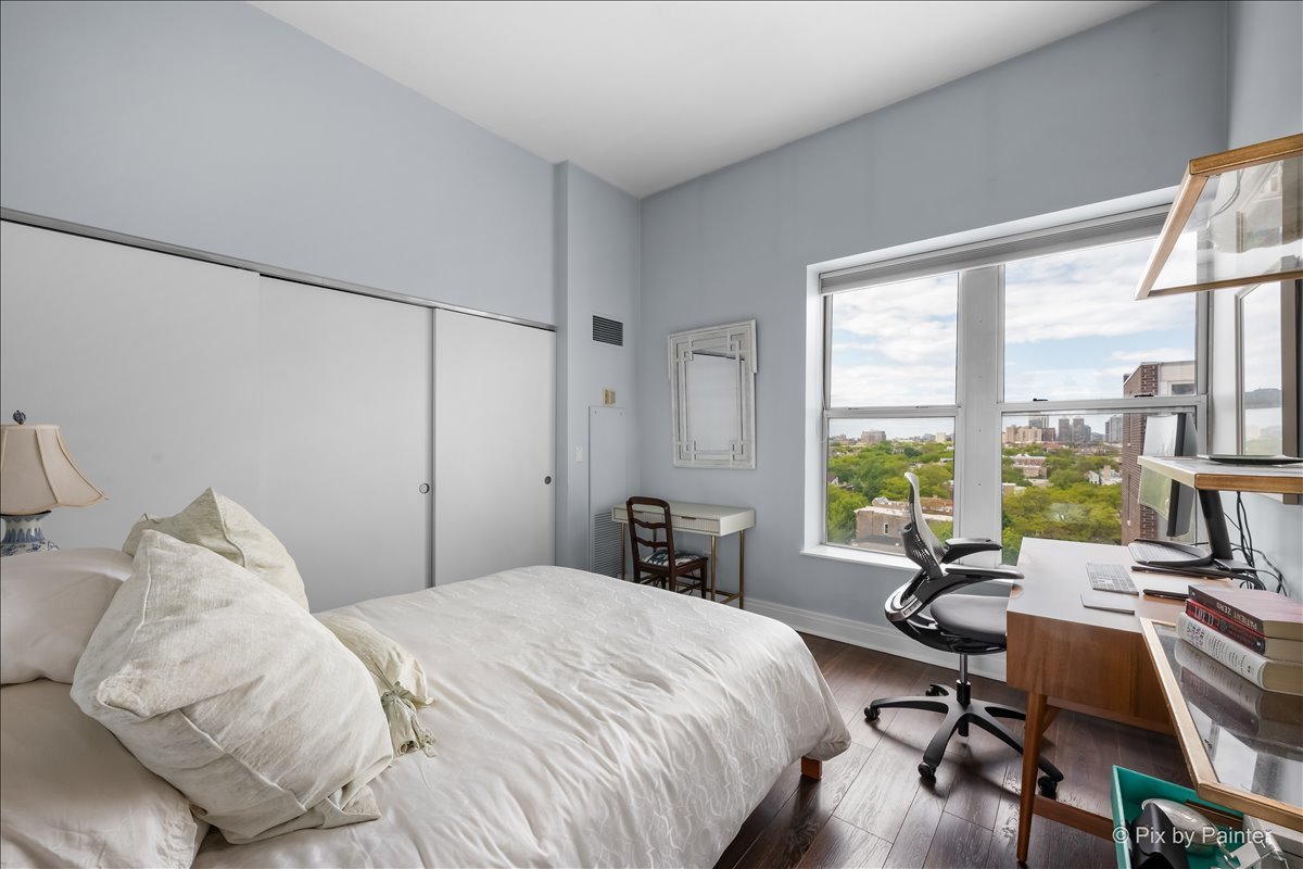 1546 N Orleans Street Unit: 1001