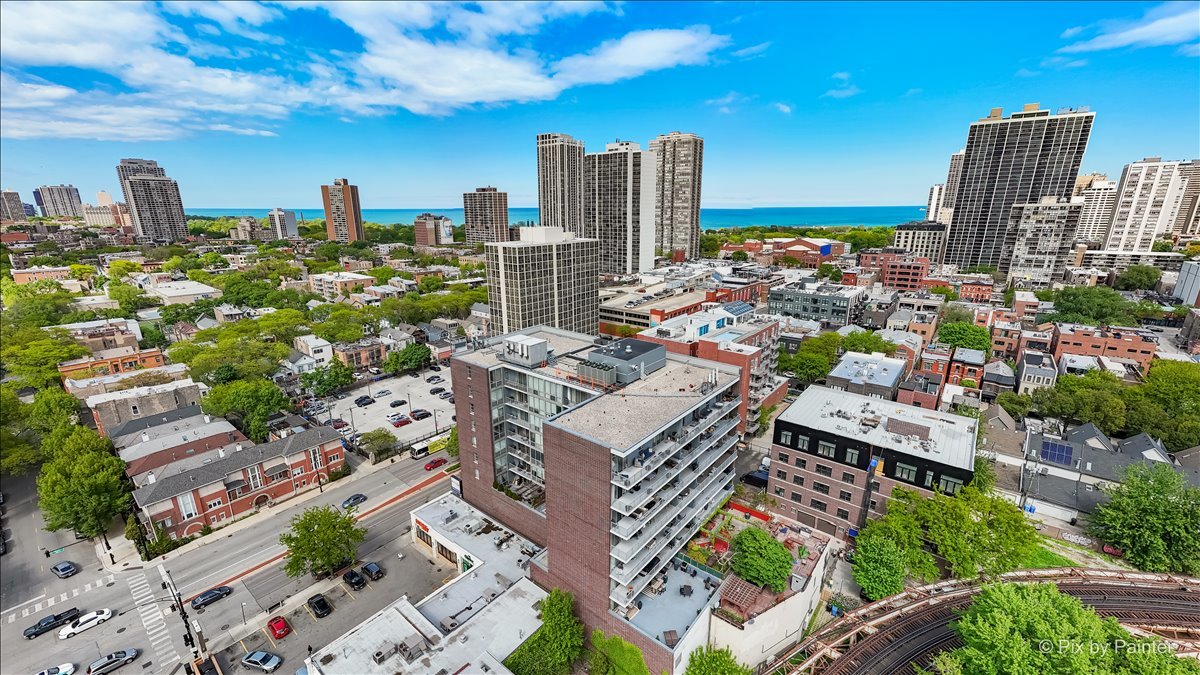 1546 N Orleans Street Unit: 1001