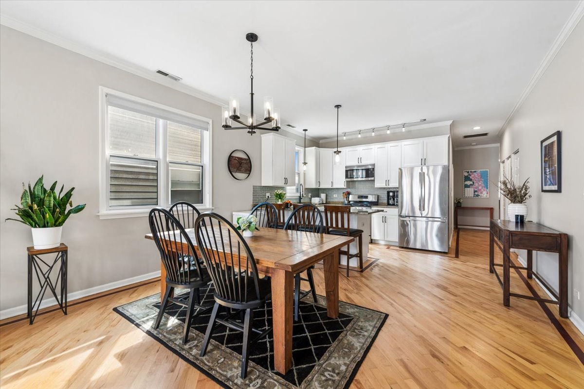 1517 W Fry Street Unit: 2