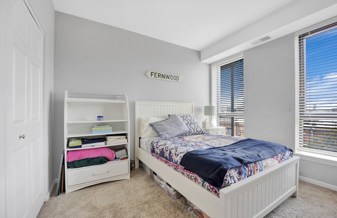 343 W Old Town Court Unit: 504