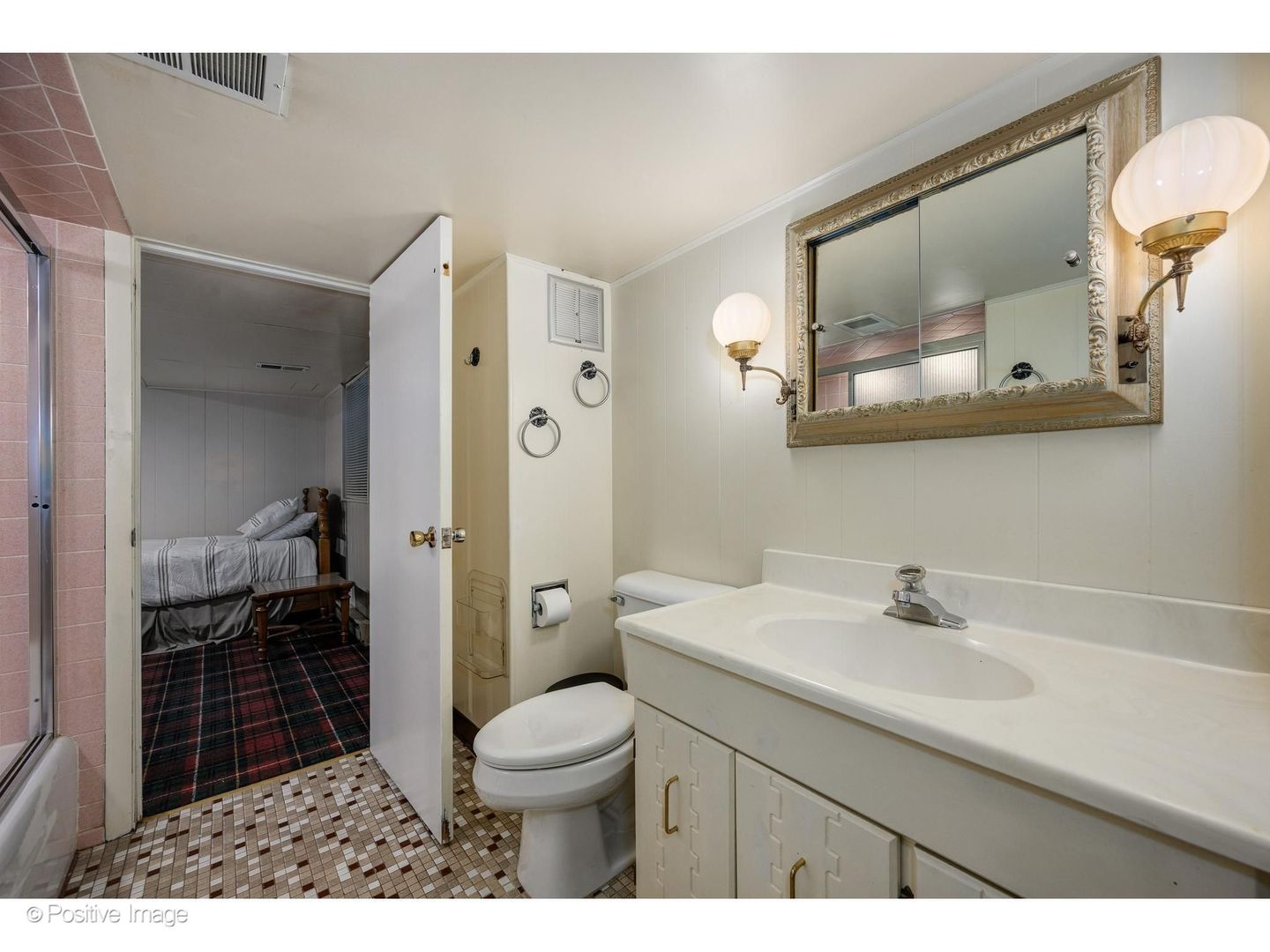 1367 SANFORD Lane