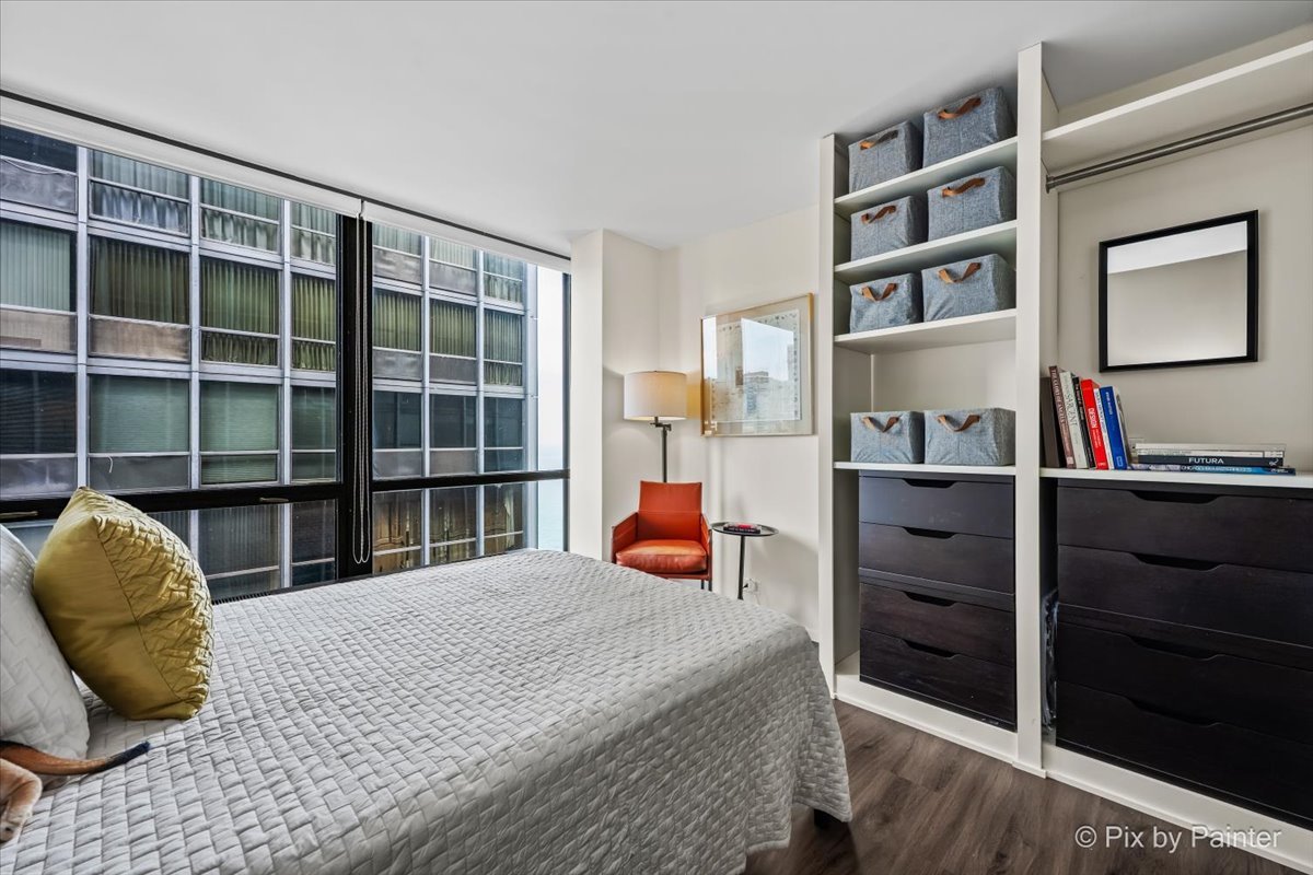 900 N LAKE SHORE Drive Unit: 2303