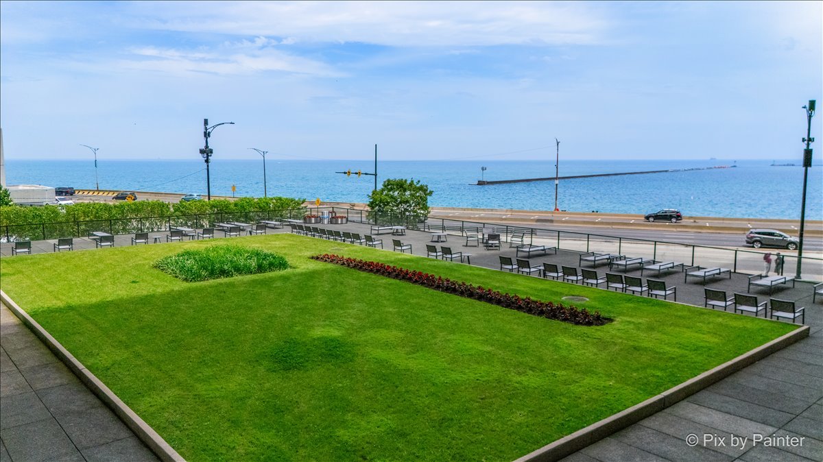 900 N LAKE SHORE Drive Unit: 2303