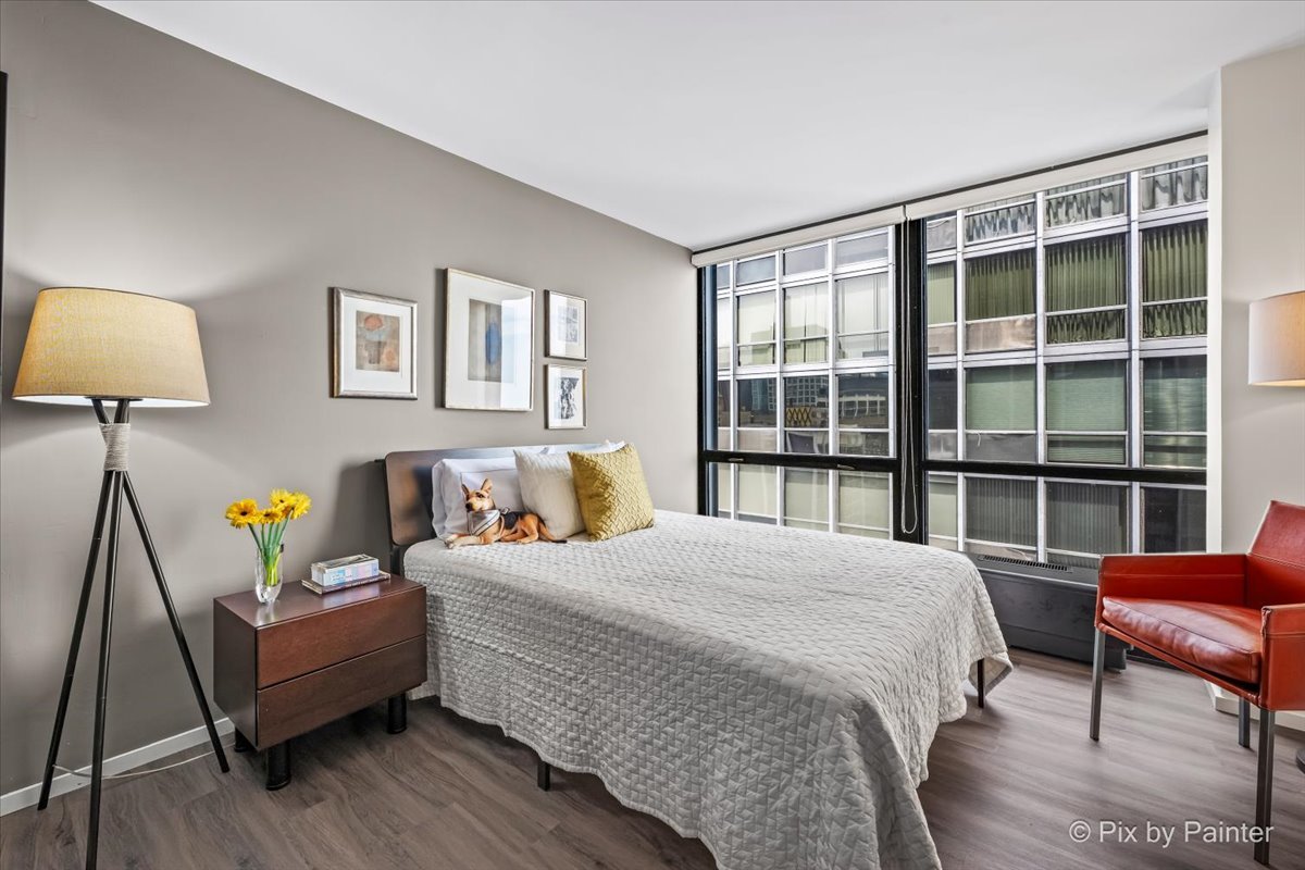 900 N LAKE SHORE Drive Unit: 2303