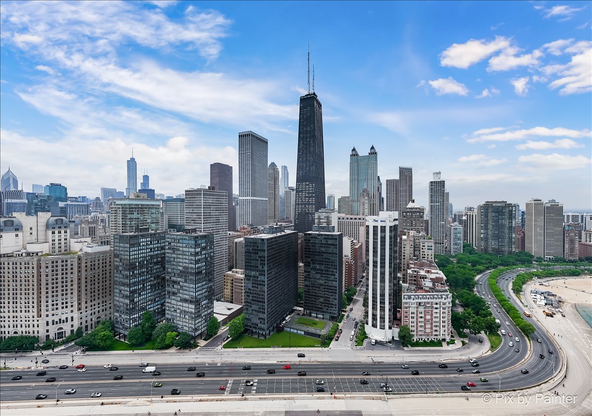 900 N LAKE SHORE Drive Unit: 2303