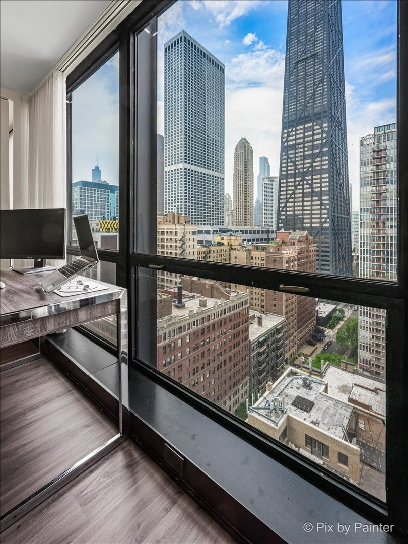900 N LAKE SHORE Drive Unit: 2303