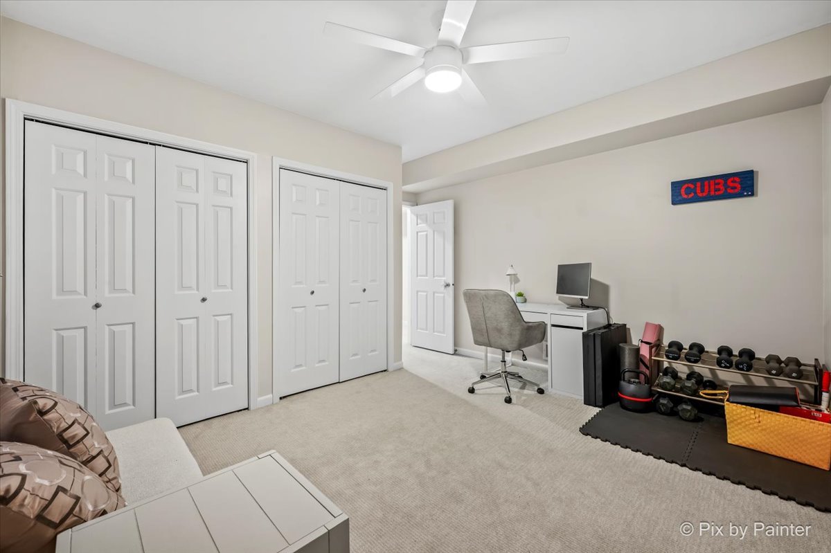 1520 W HENDERSON Street Unit: 1